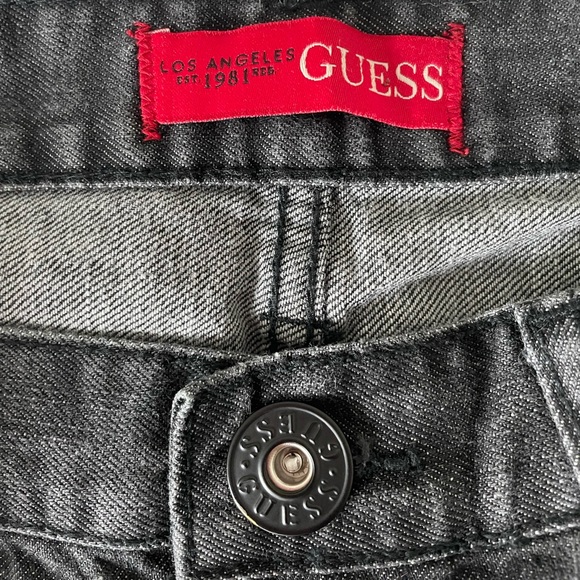 Loved, in Great Condition Authentic Vintage Women’s Guess? Jeans Size 30x30 - Picture 8 of 13